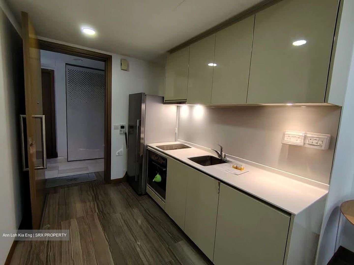 Lakeville (D22), Condominium #539583941